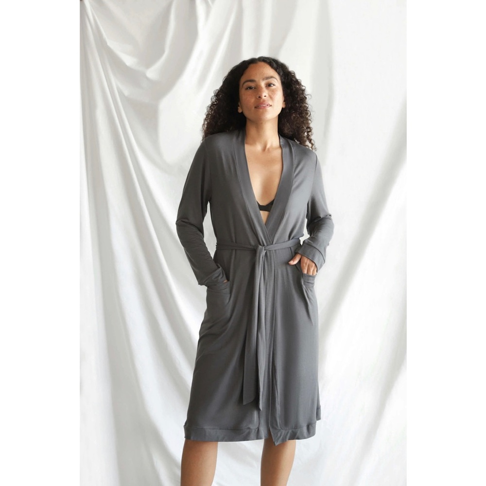 Sunday Citizen Robe L\XL fits small